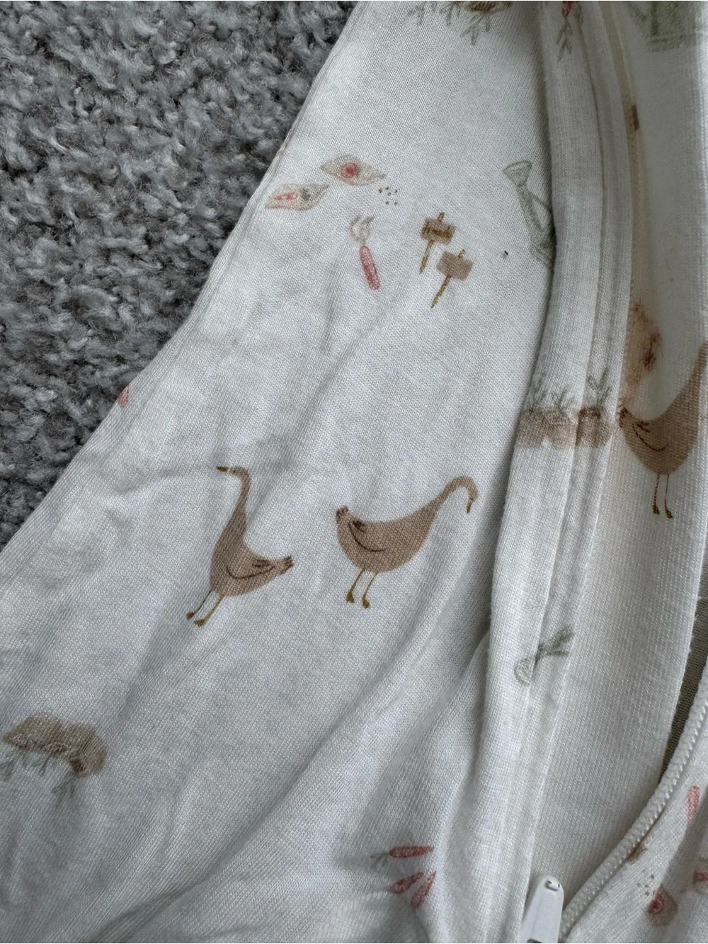 ✨Carter’s Baby One-Piece Footed Double Zipper Sleeper in Goose Print✨